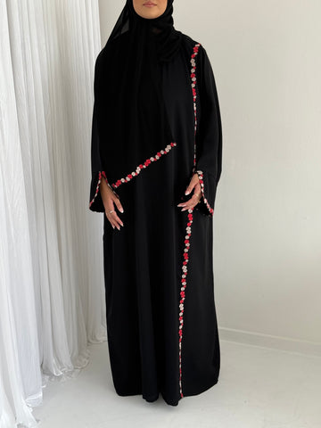 Zaira Flowerlace Abaya in Black- nursingfriendly