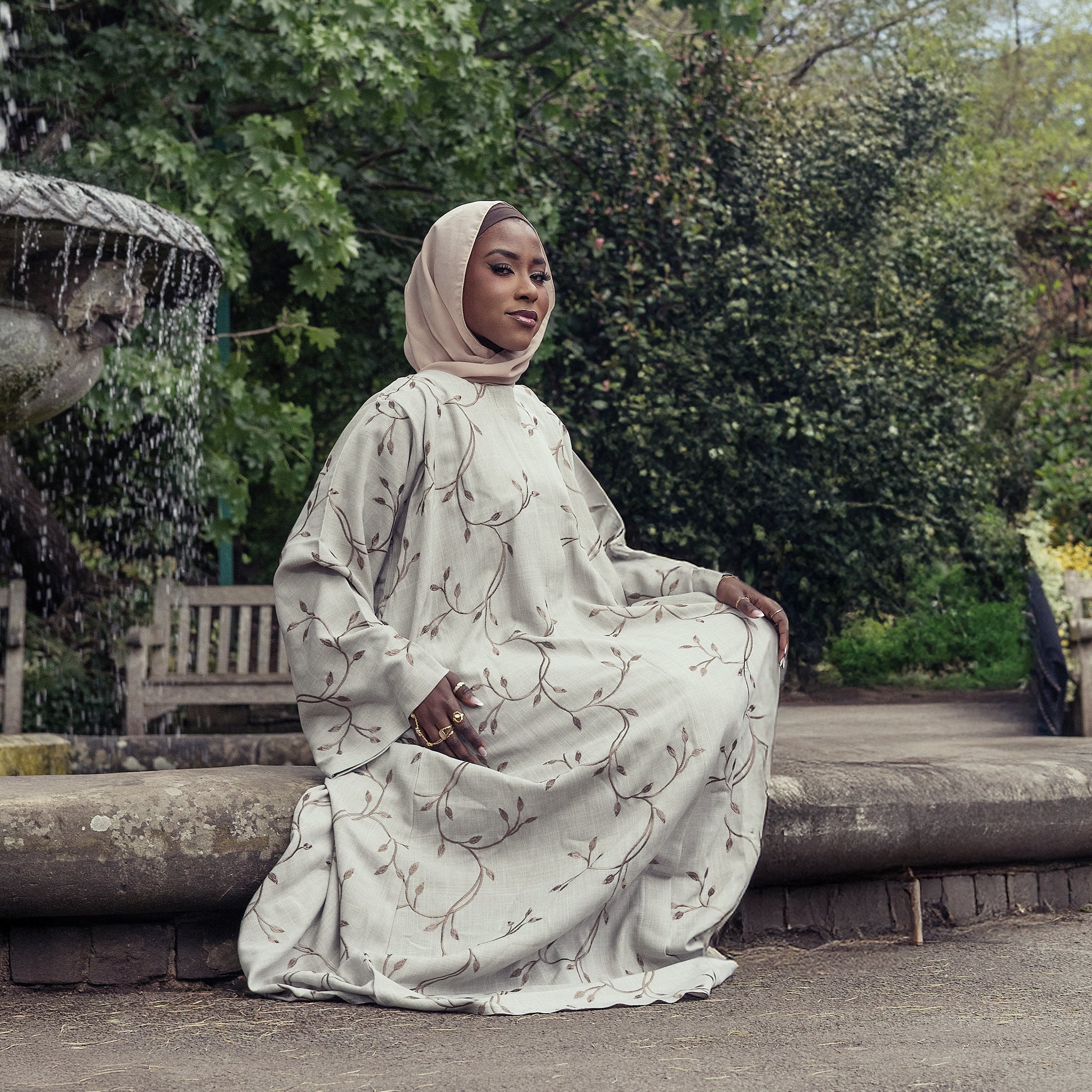 Warda linenblend abaya brown leaves