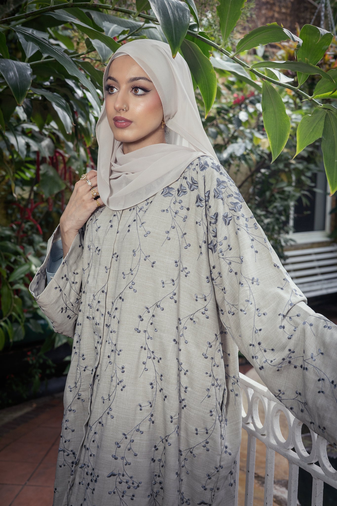 Warda linenblend abaya bluebell