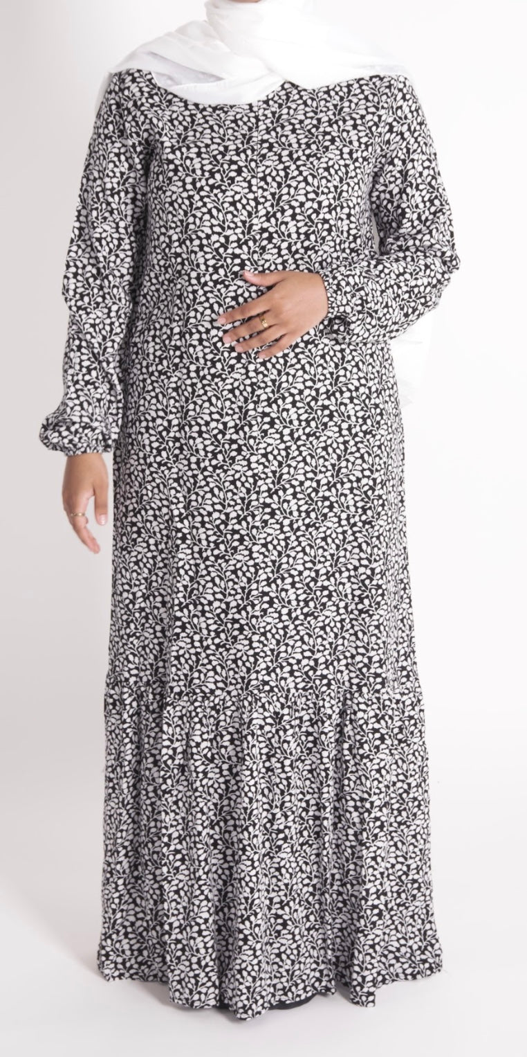 Black leafy print maxi dress